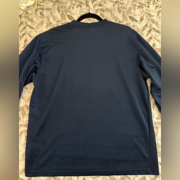 Nike - Men's Long Sleeve Tee in Navy - Picture 6 of 7